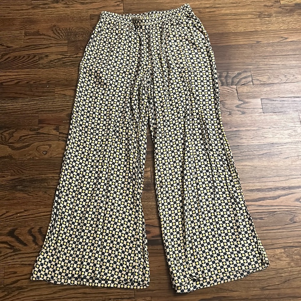Long wide leg pants with fun navy and pink print
